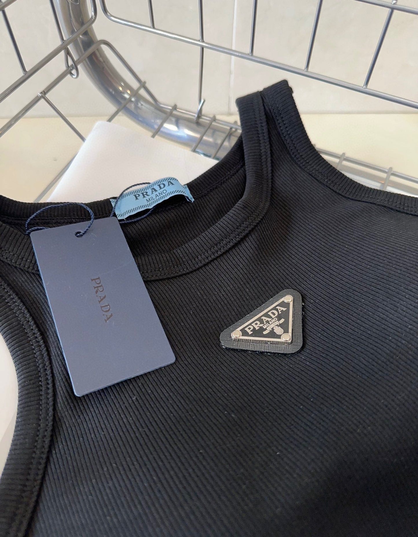 Einfarbige Strickweste