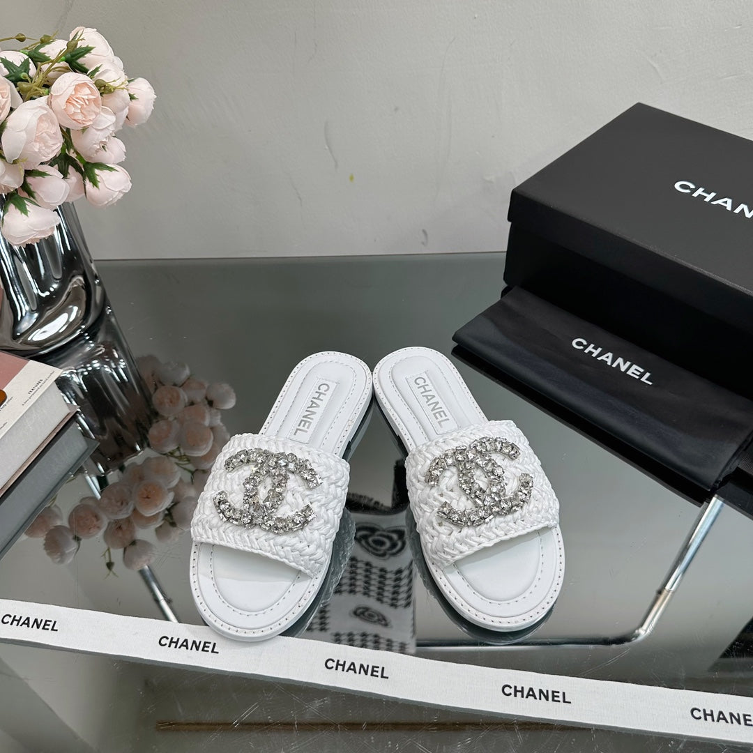 Chaussons tissés en perles