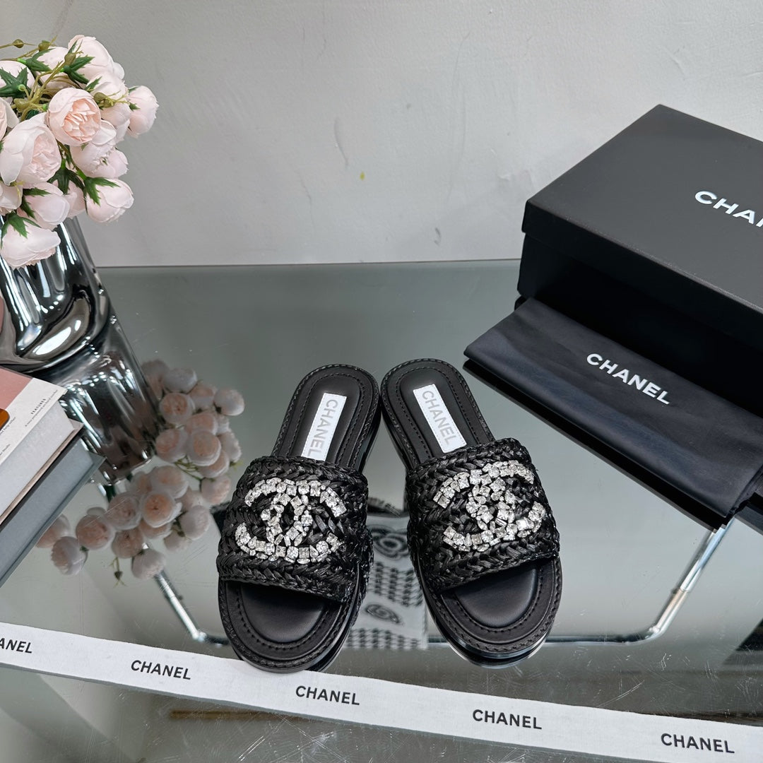 Chaussons tissés en perles