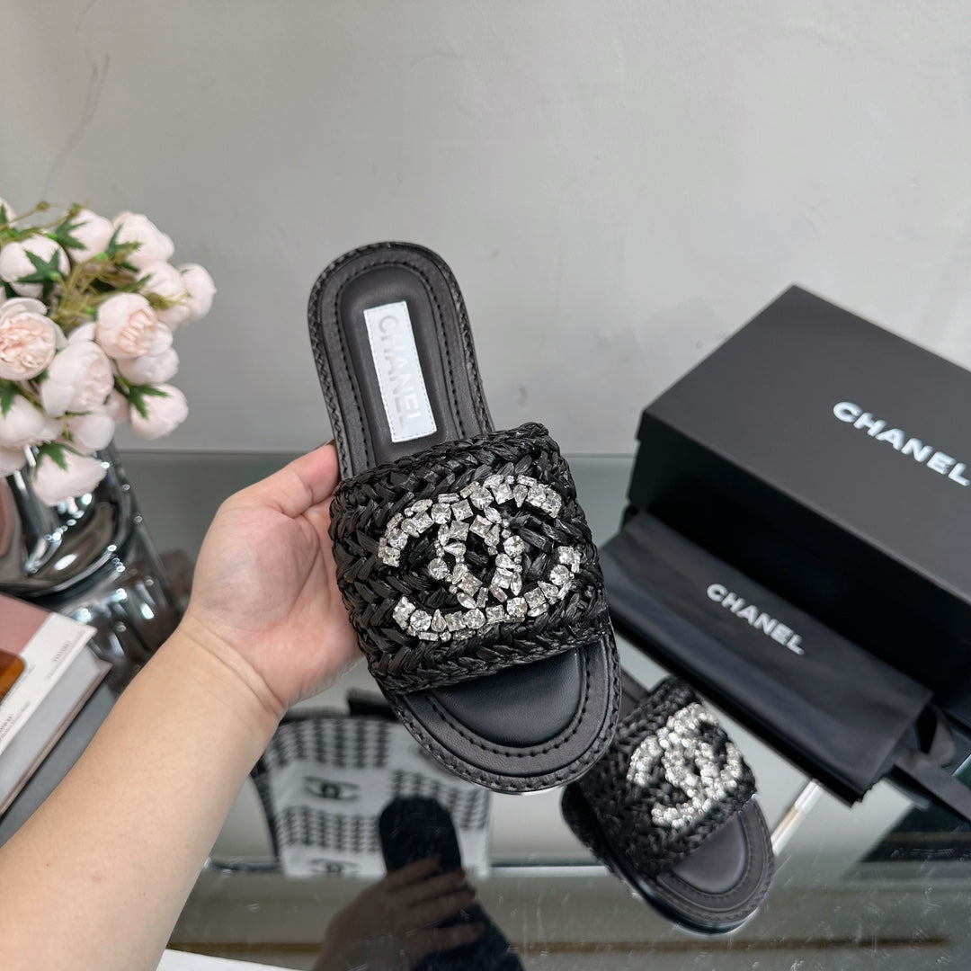 Chaussons tissés en perles