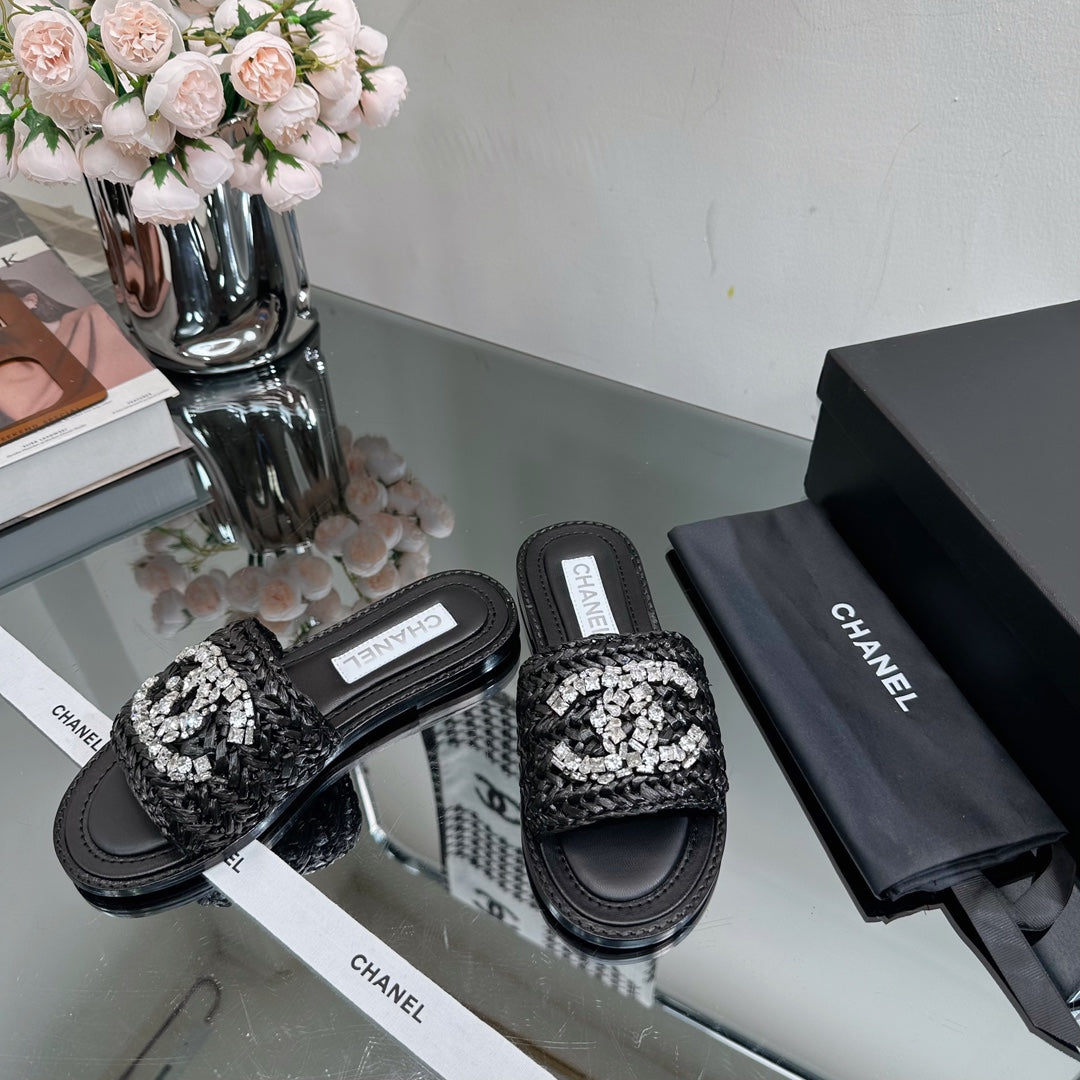 Chaussons tissés en perles