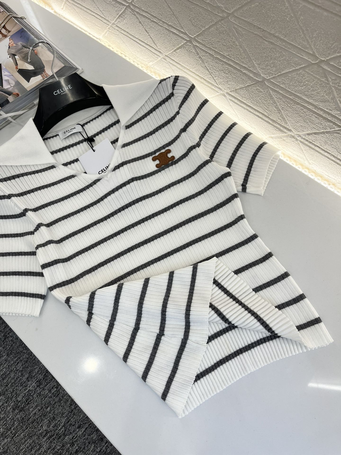 Gestreiftes Stricktop