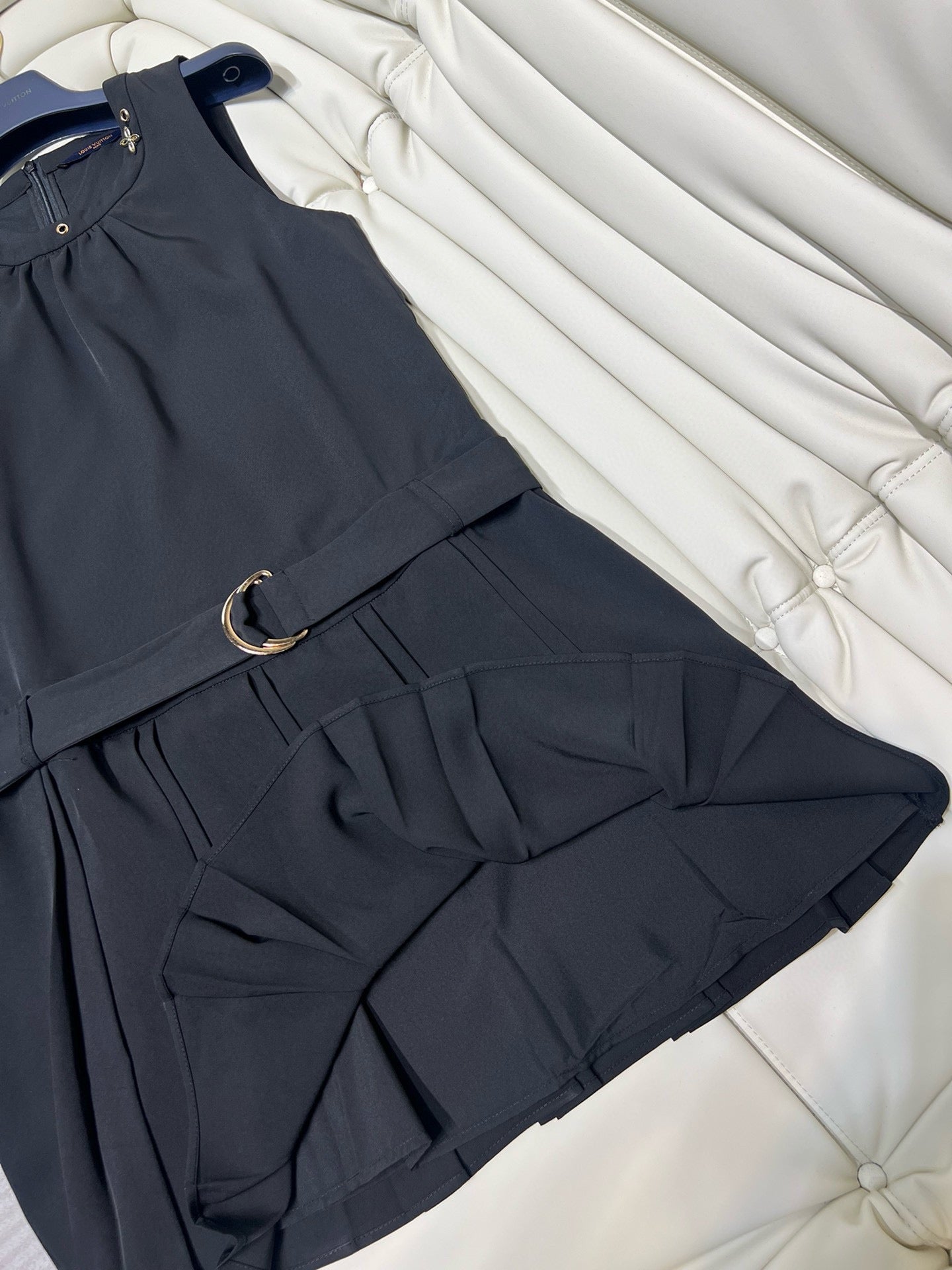 Robe plissée à ceinture