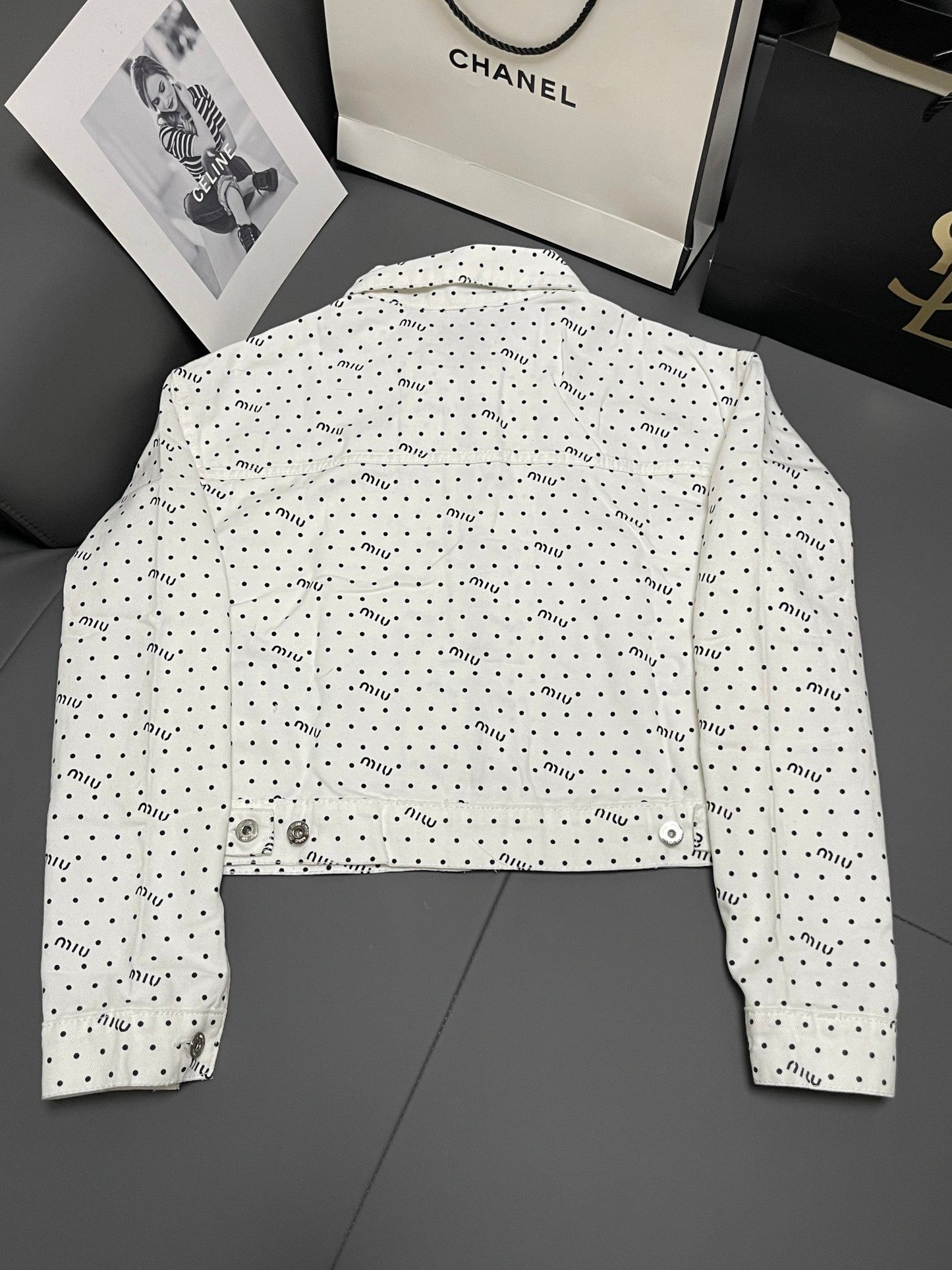 Veste en jean bicolore noir et blanc