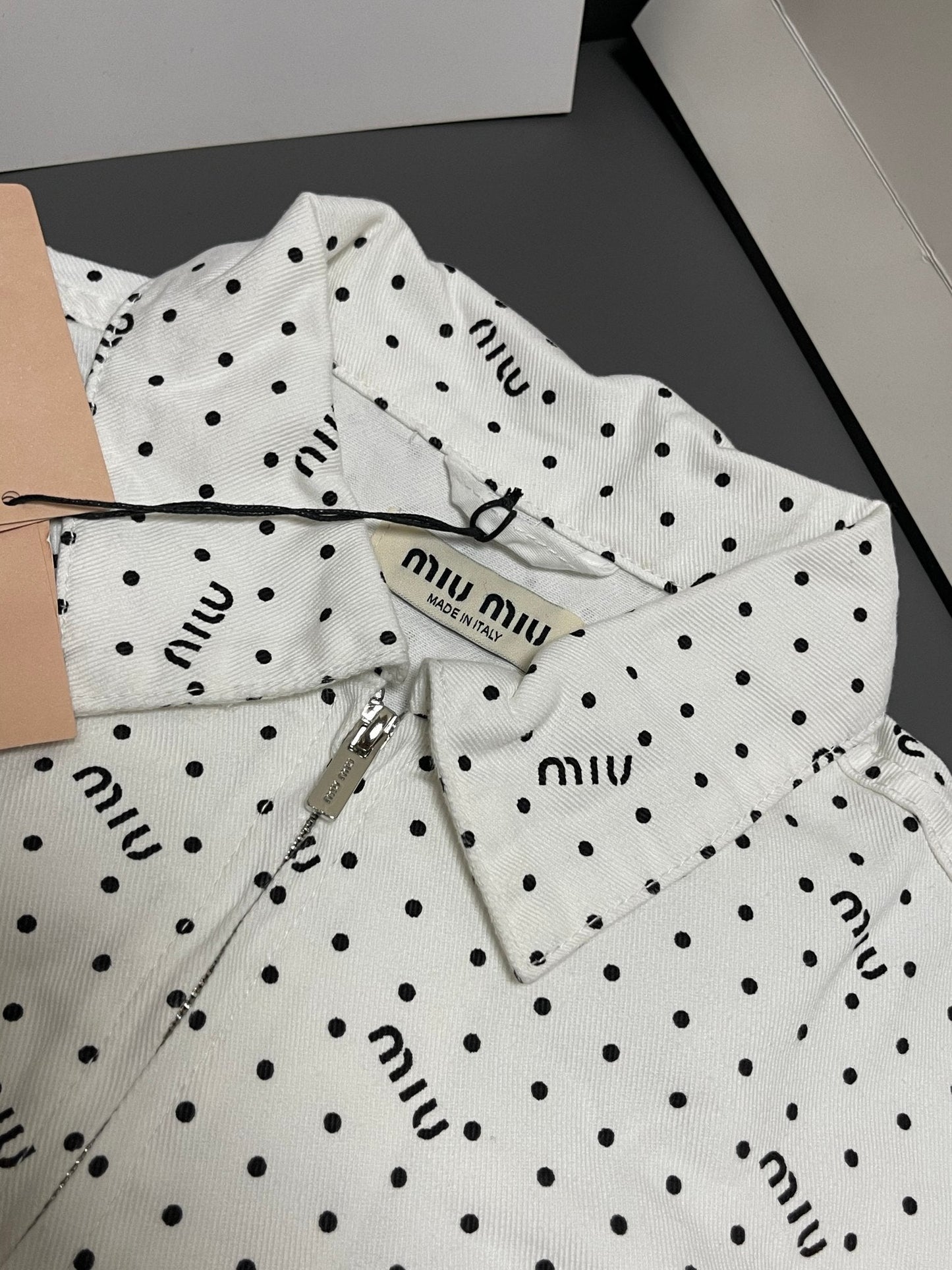 Veste en jean bicolore noir et blanc