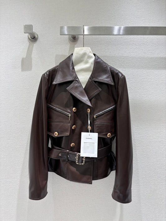Veste en cuir cintrée
