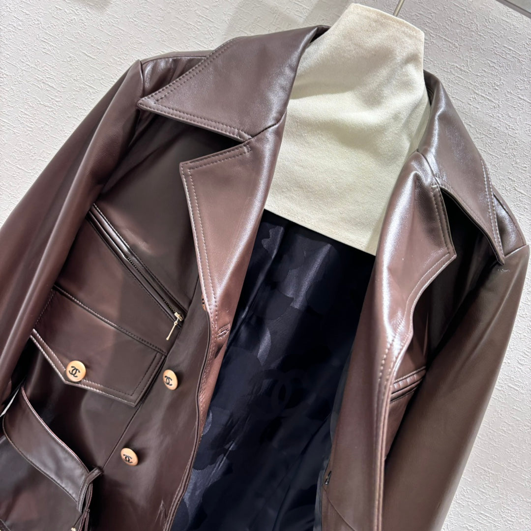 Veste en cuir cintrée