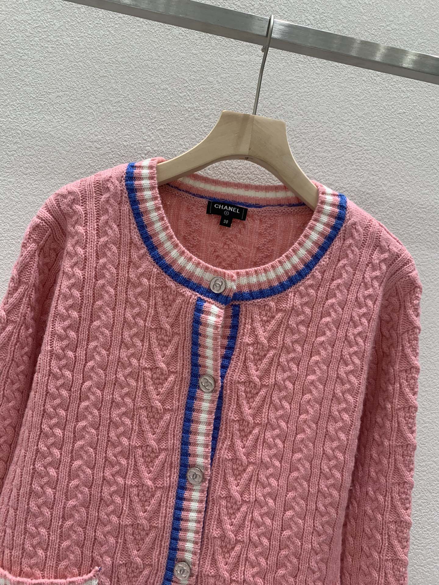 Geflochtener Rundhals-Cardigan