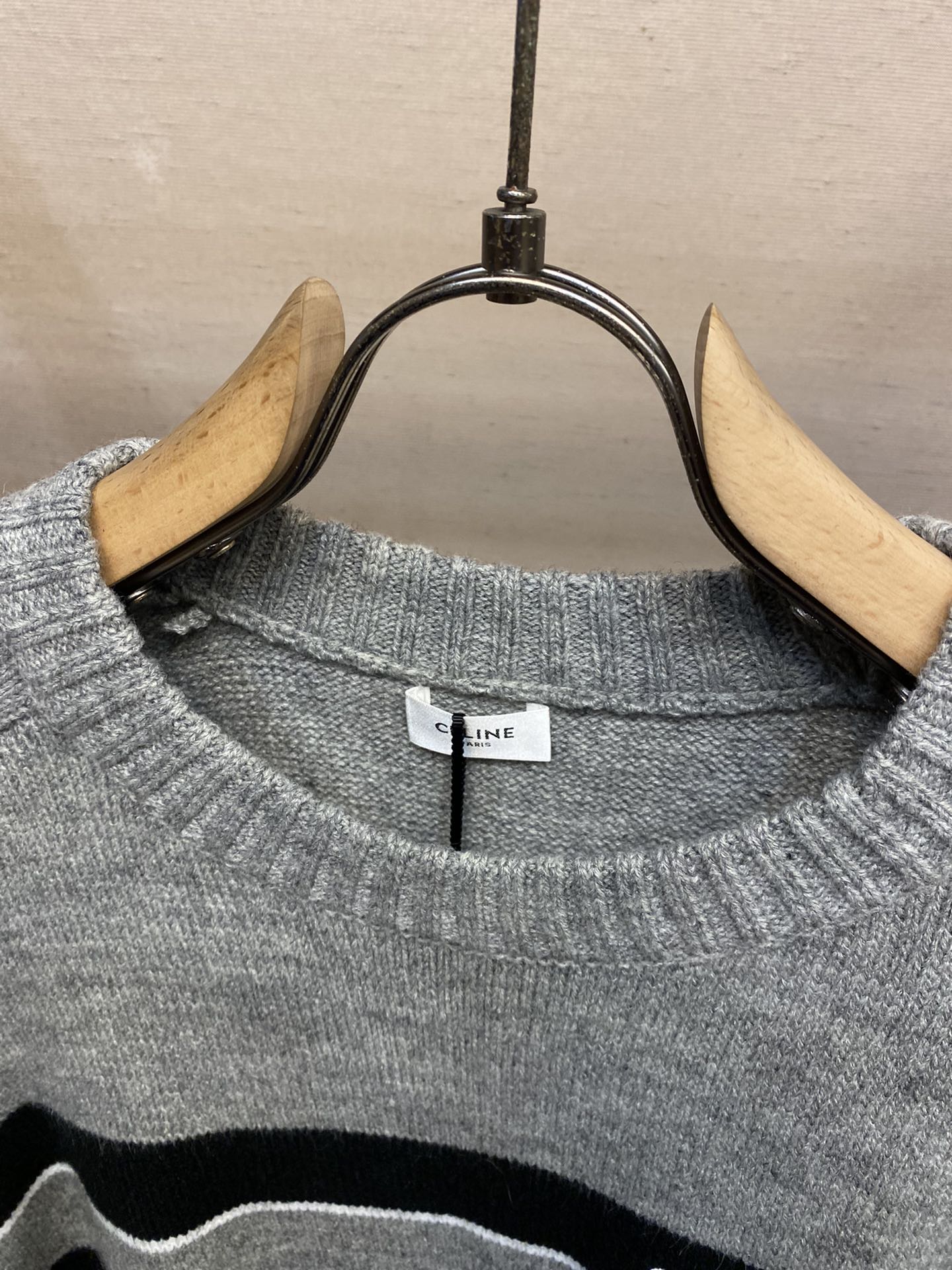 Gestreifter Wollpullover