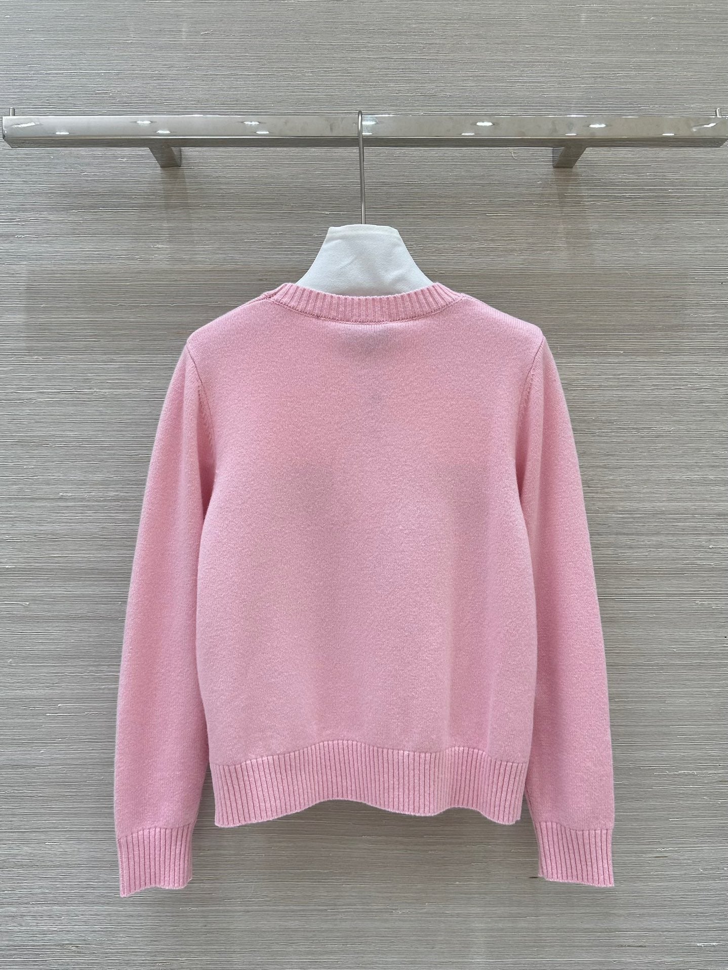 Ensemble haut col rond en cachemire brodé avec logo lettre tridimensionnel + pantalon droit