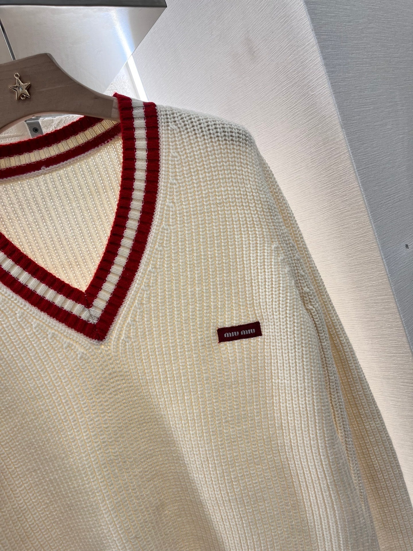 Pull en tricot à col en V pour collège