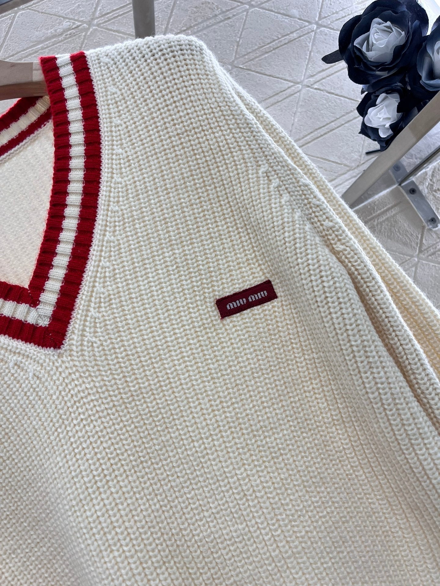 Pull en tricot à col en V pour collège