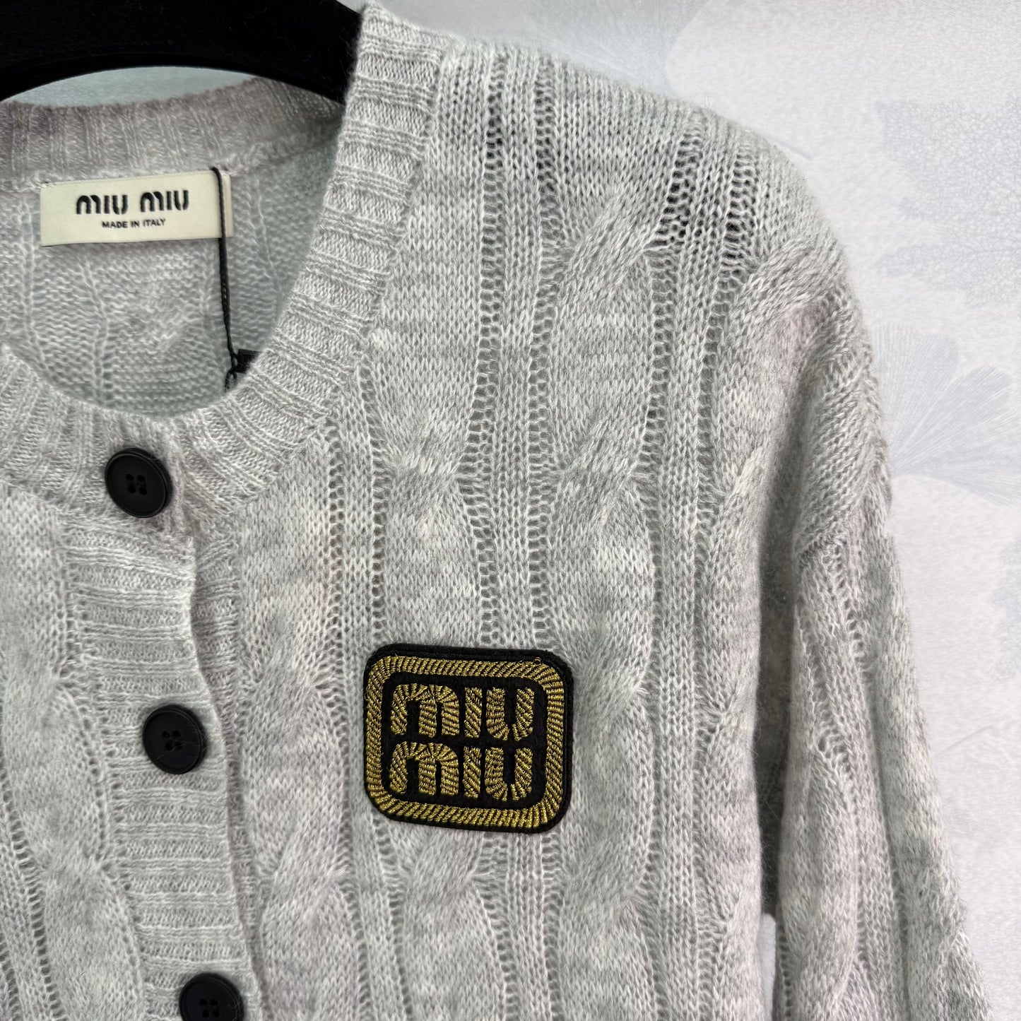 Kaschmir-Cardigan mit Schultütenknopf