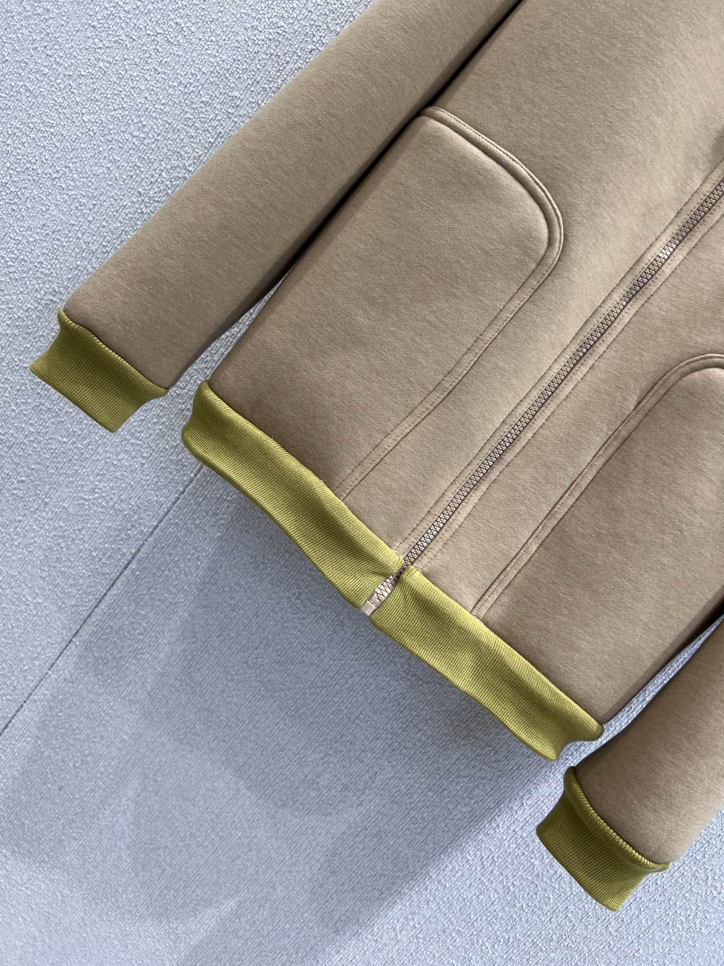 Daunenweste für Herbst und Winter