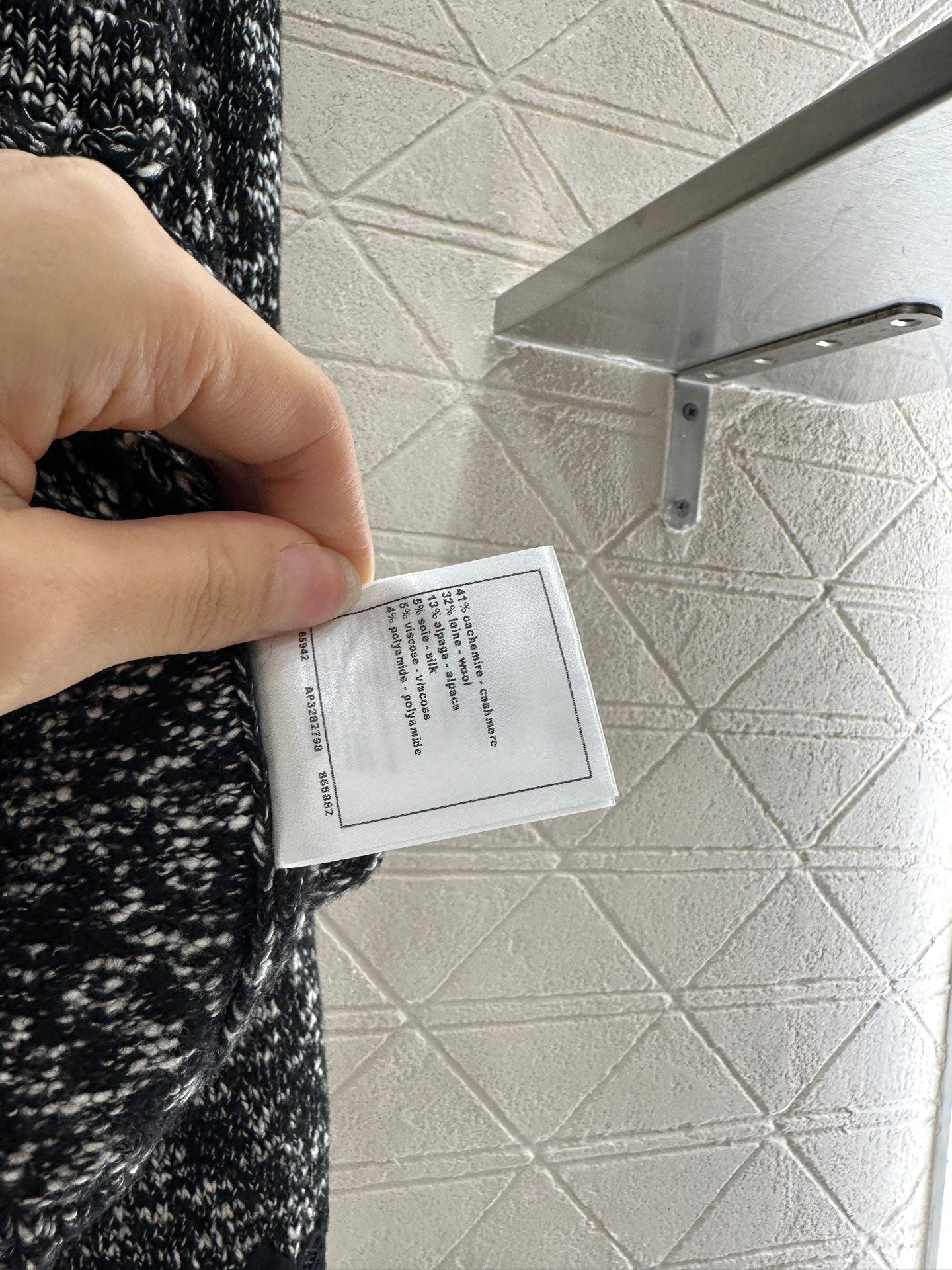 Cardigan en cachemire avec bouton cartable