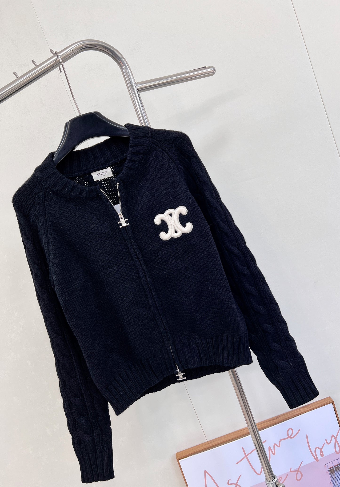 Cardigan en cachemire avec bouton cartable