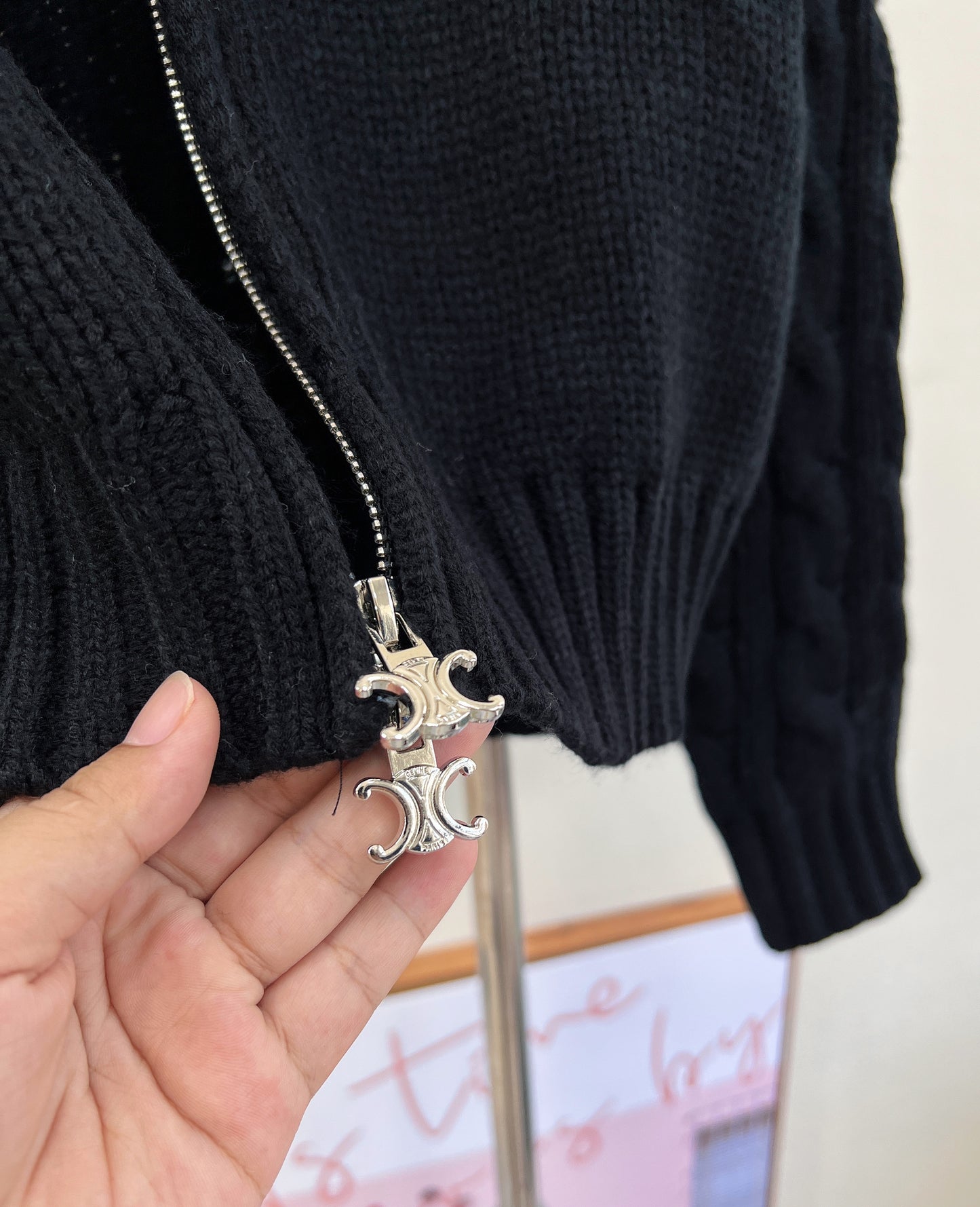 Cardigan en cachemire avec bouton cartable