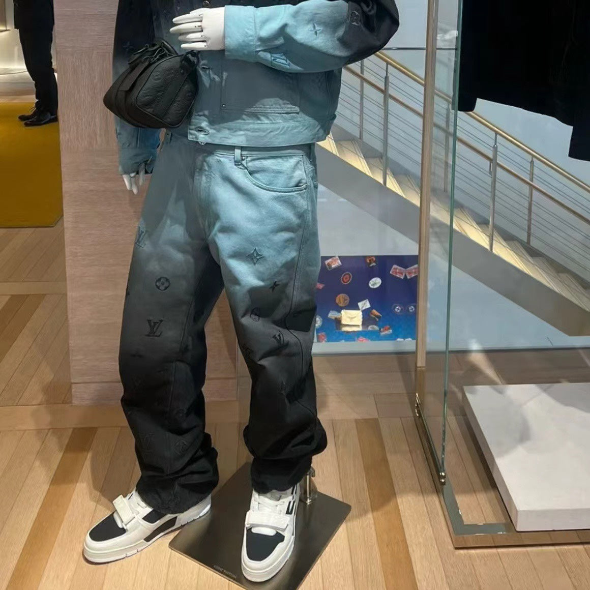 Jean 24Fw à motif floral brodé et dégradé