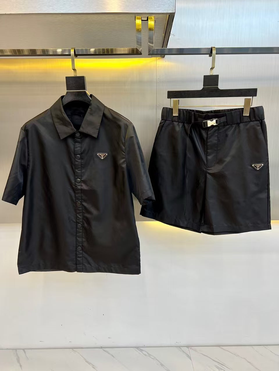 Short de sport pour homme avec logo triangle d'été