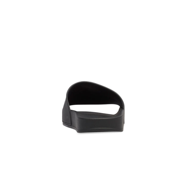 pantoufles classiques de marque blanche