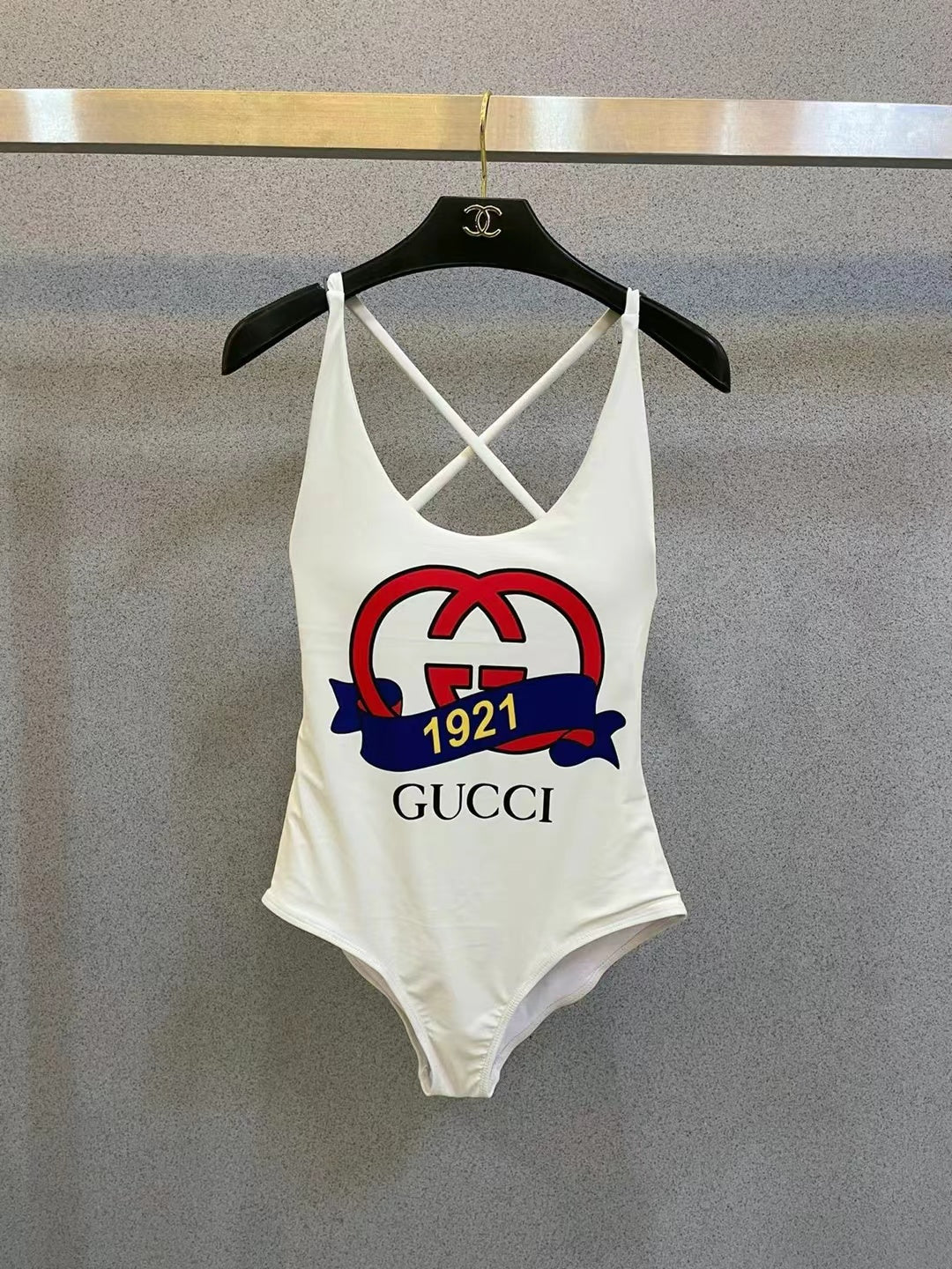 maillot de bain une pièce à bretelles