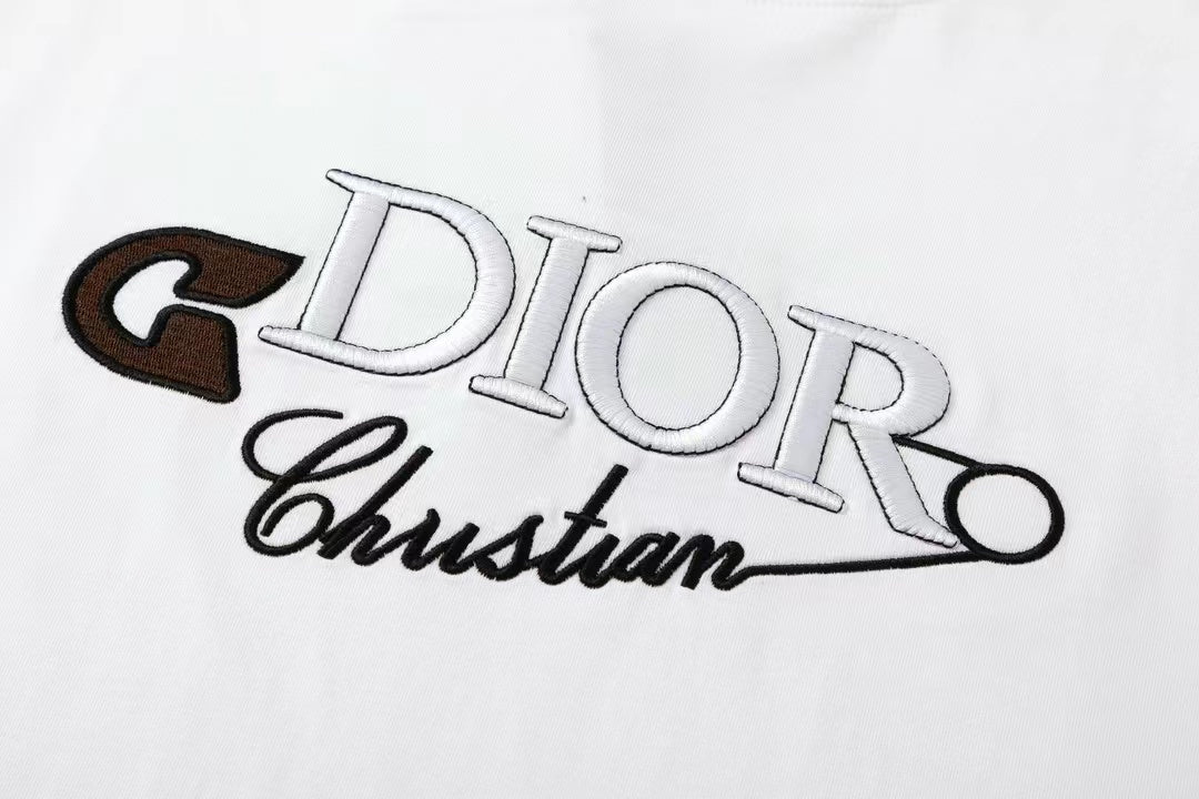 T-shirt imprimé brodé en 3D