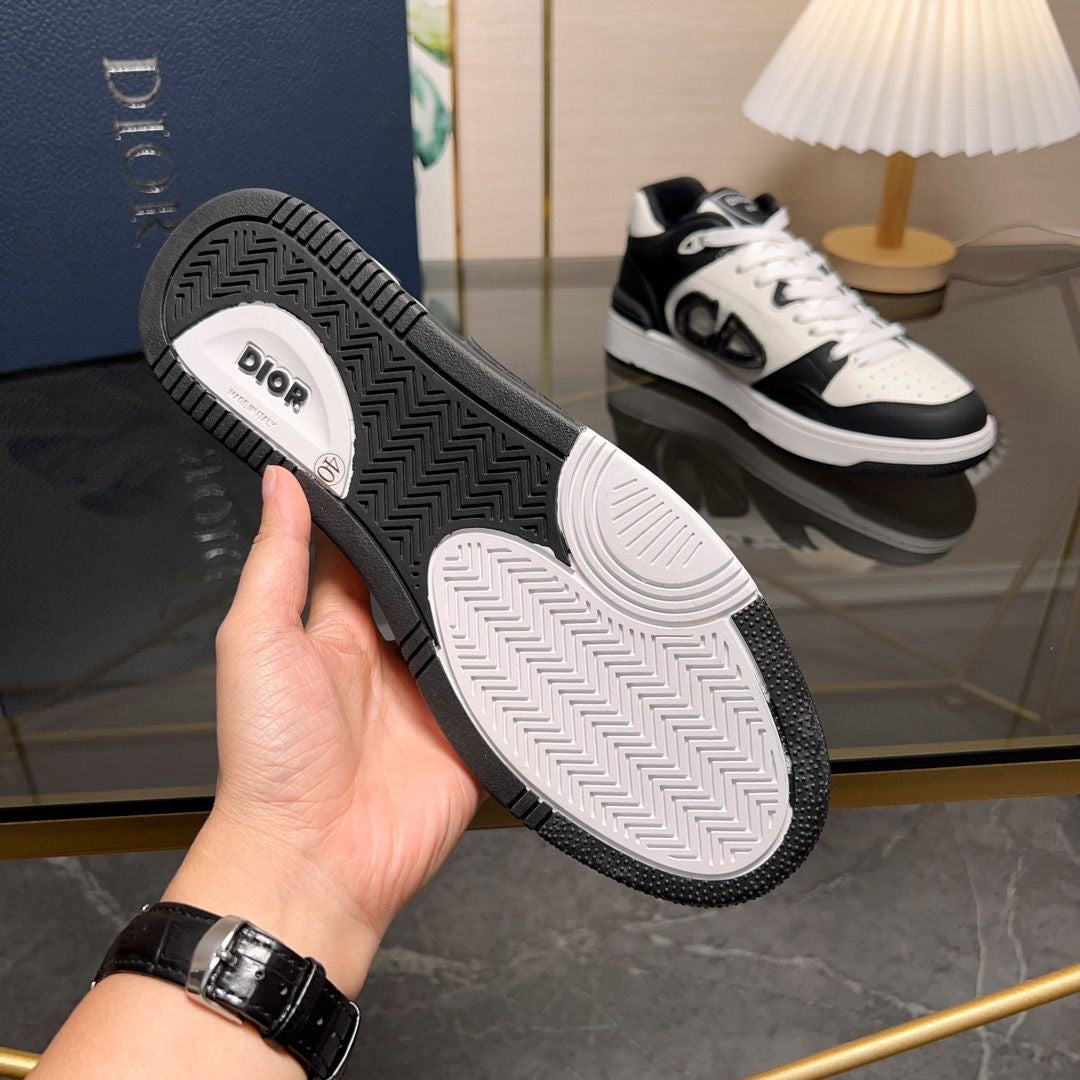 Baskets décontractées brodées presbytes avec lettre D