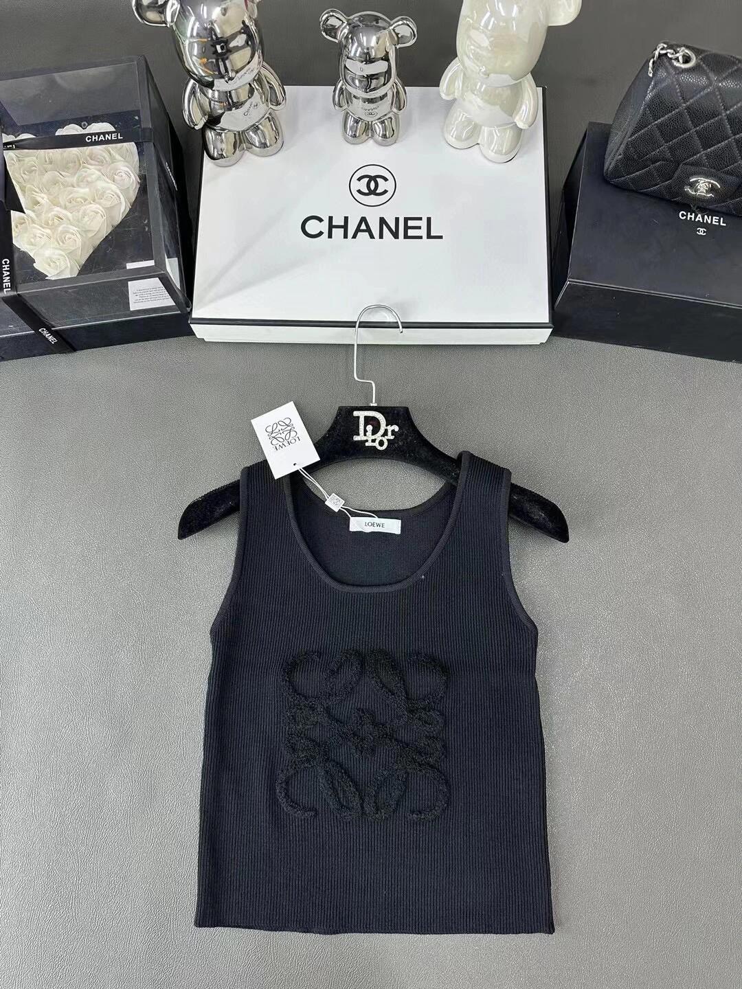 Gestrickte Logoweste