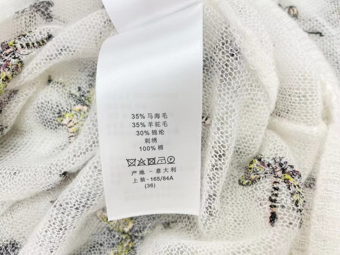 Bedruckte weiche Strickjacke