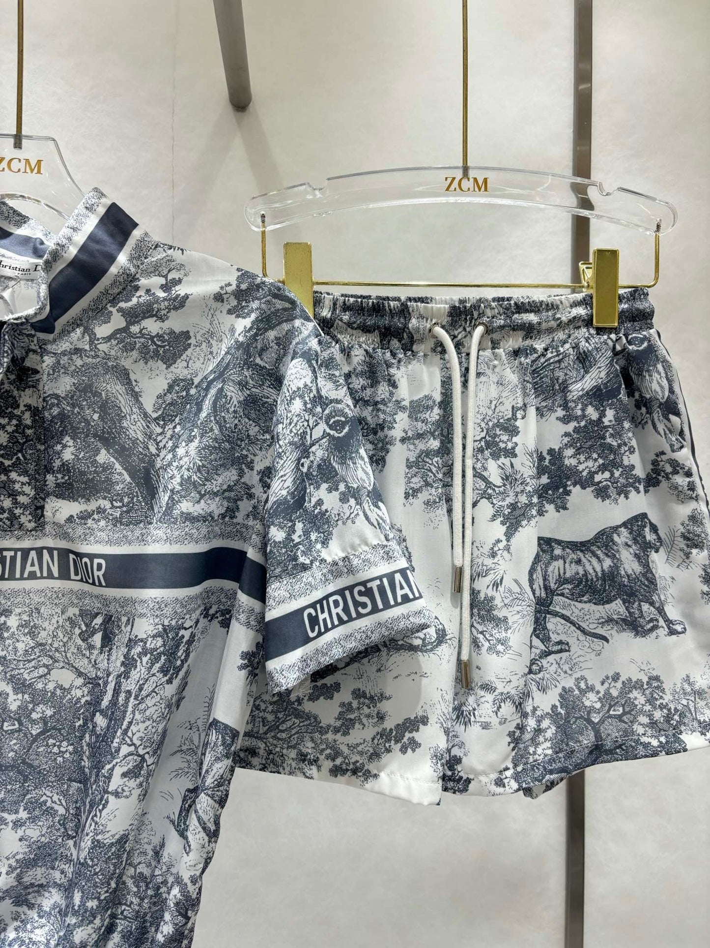 Combinaison de loisirs à imprimé animalier de la jungle