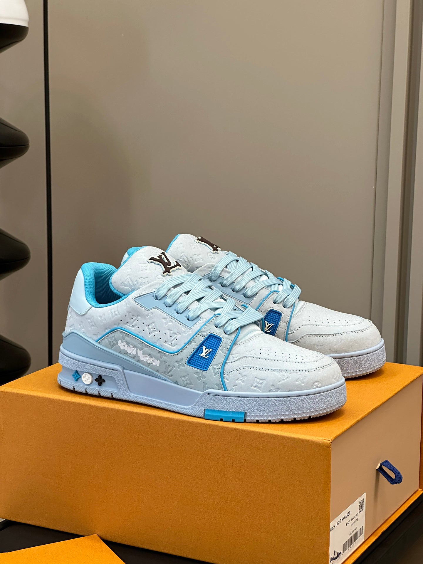 baskets 2024 défilé nouveau modèle