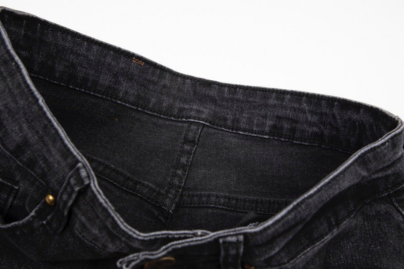 Jean délavé à imprimé dégradé monogramme