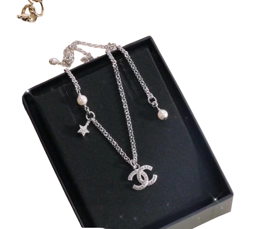 Neue Stern-Diamantkette