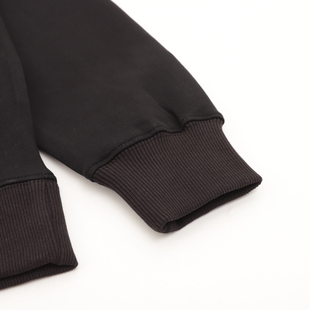 Sweat-shirt ras du cou avec poche poitrine