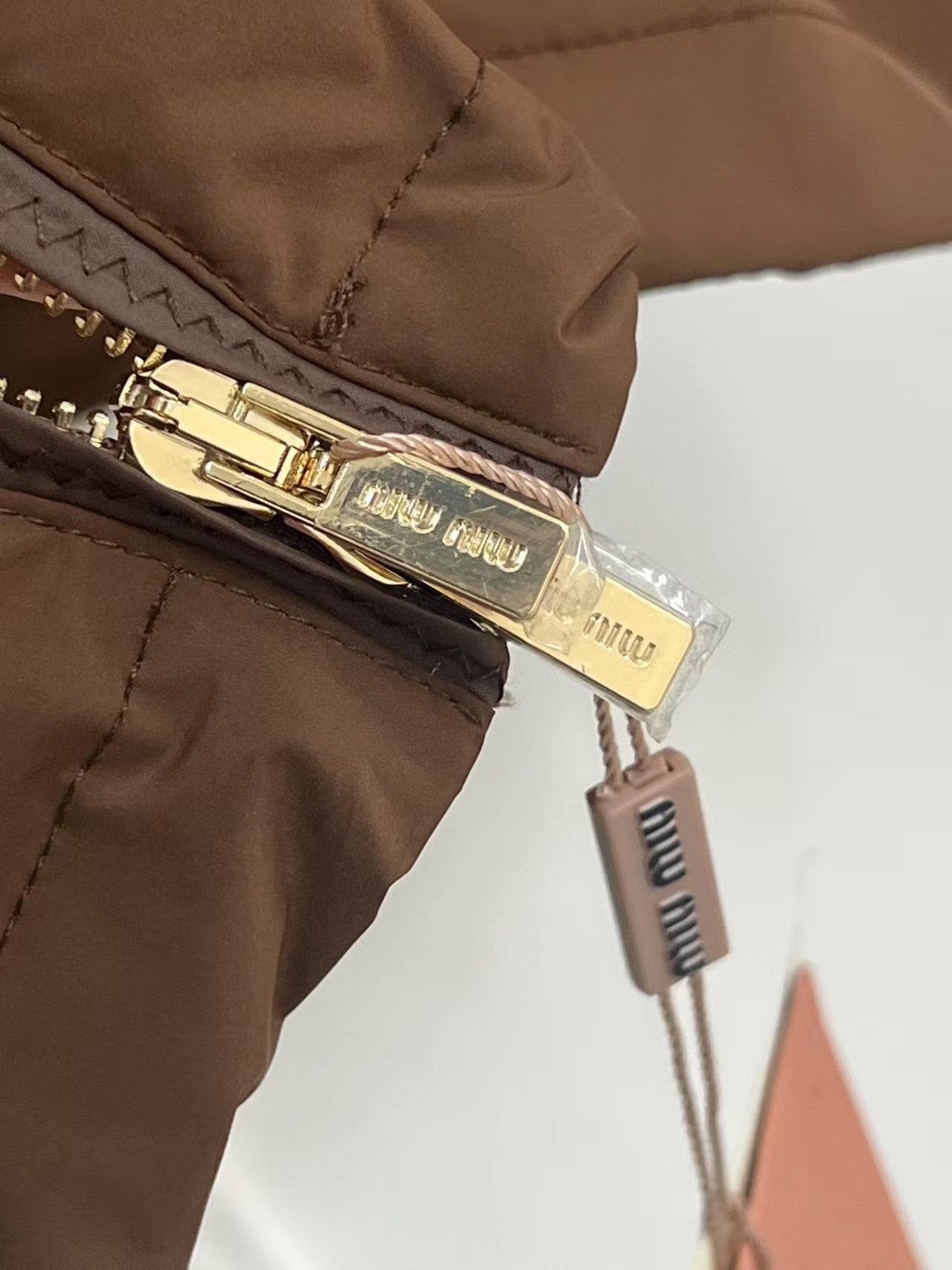 Coupe-vent à capuche New Letter de début de printemps 25