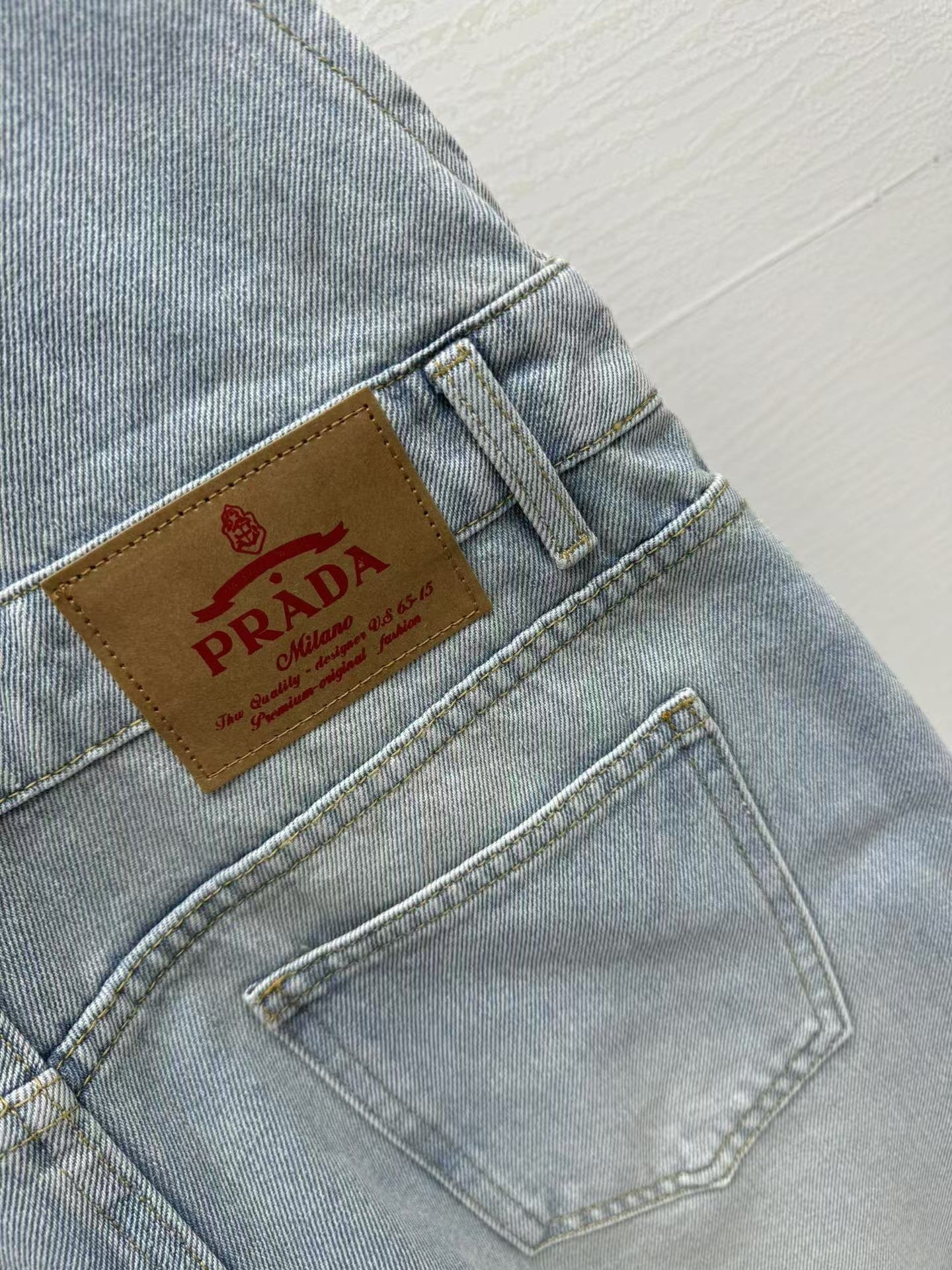 Salopette ample en denim bleu 25ss