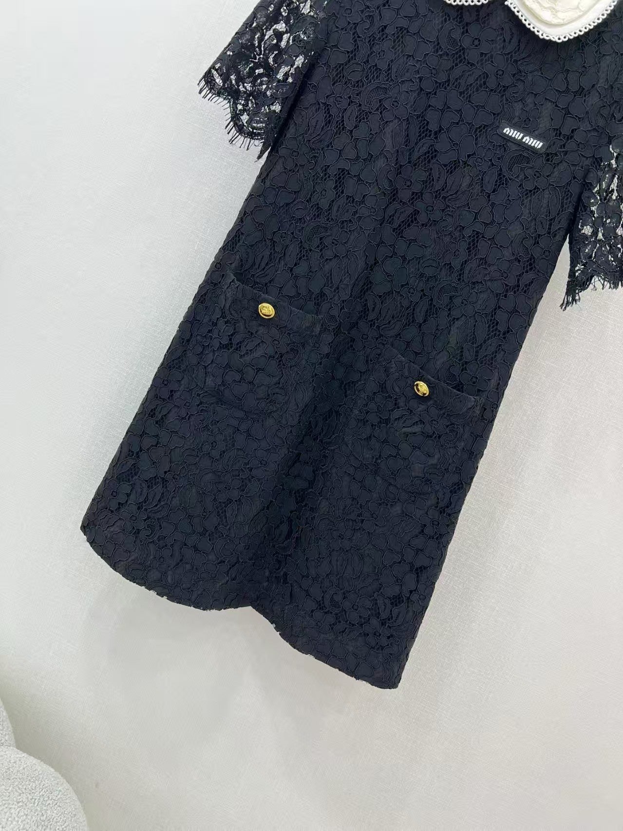 Robe en dentelle fleurie hydrosoluble de début de printemps (25 pièces)