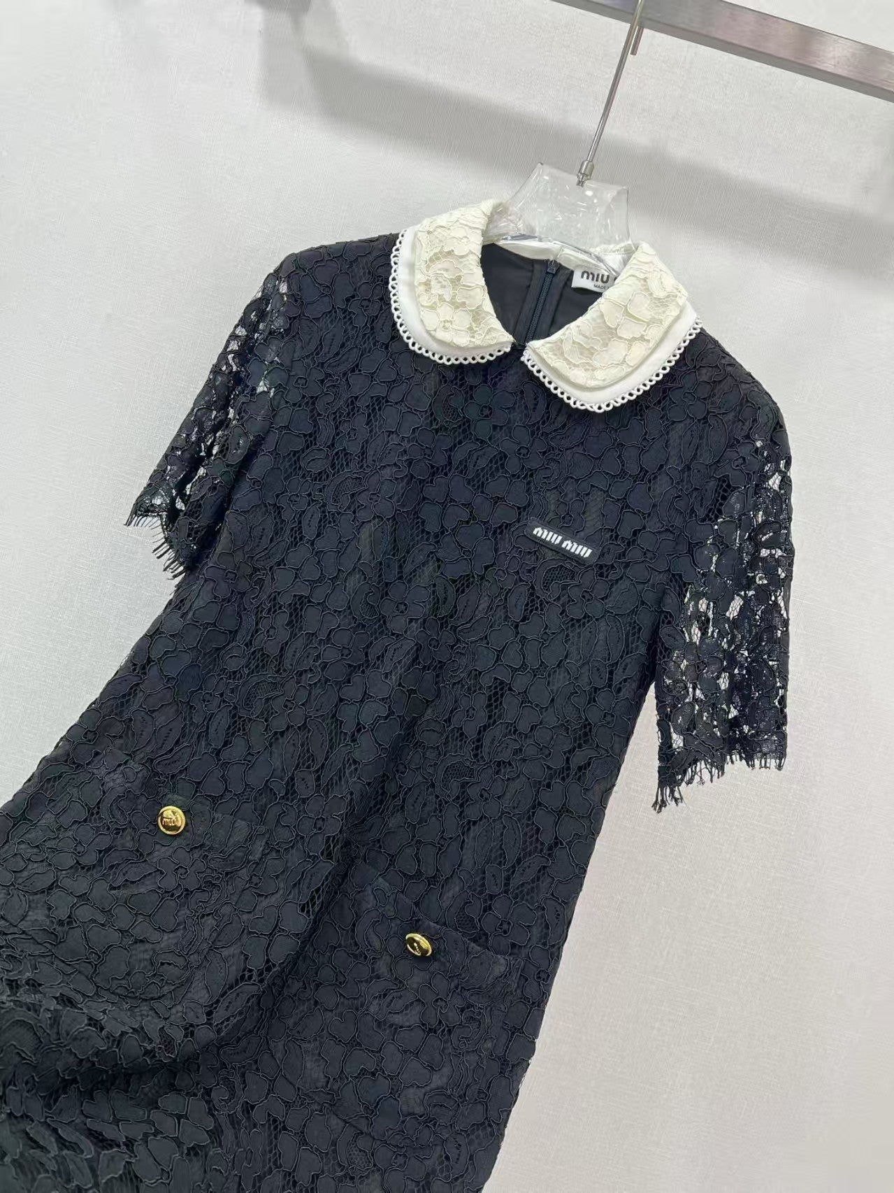 Robe en dentelle fleurie hydrosoluble de début de printemps (25 pièces)