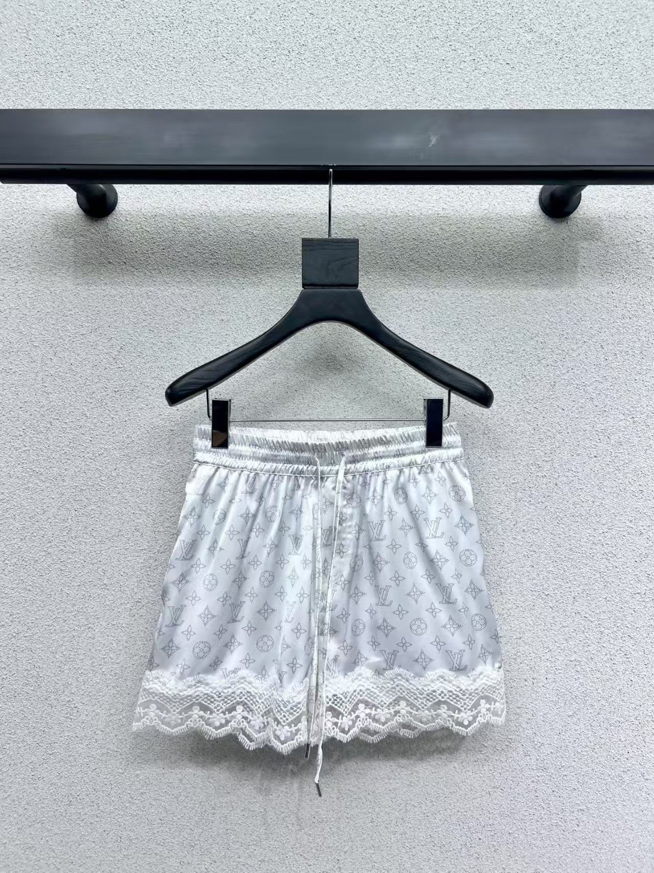 Chemise à fleurs 25ss, costume élégant