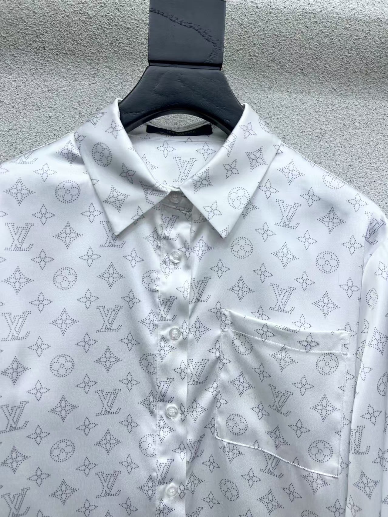 Chemise à fleurs 25ss, costume élégant