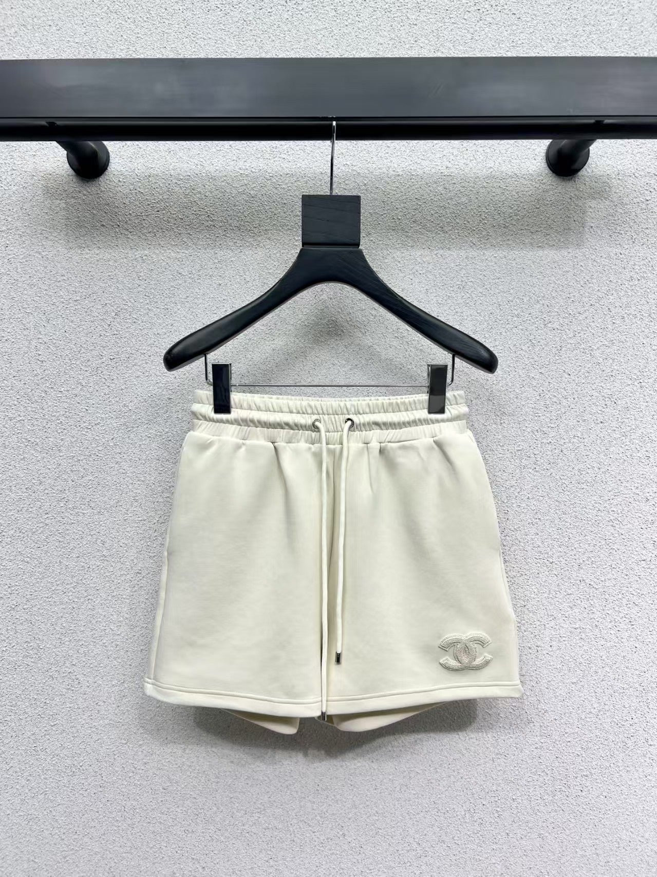 Ensemble de 25 sweats à capuche à manches courtes