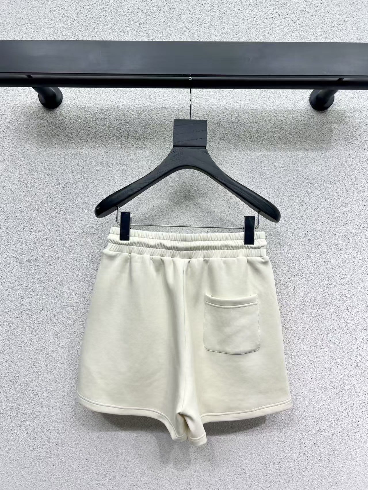 Ensemble de 25 sweats à capuche à manches courtes