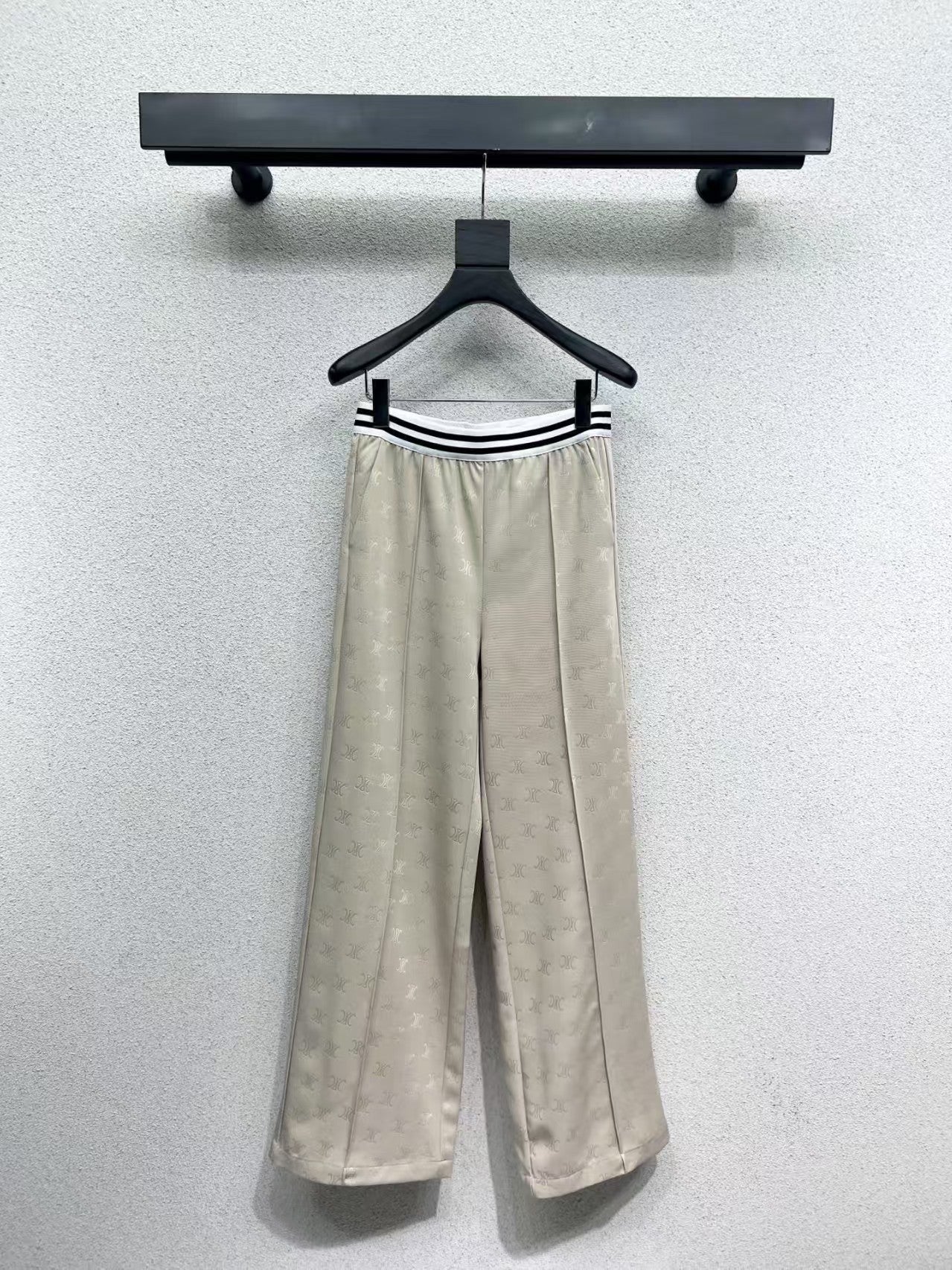 Pantalon décontracté à motif Web en relief 25