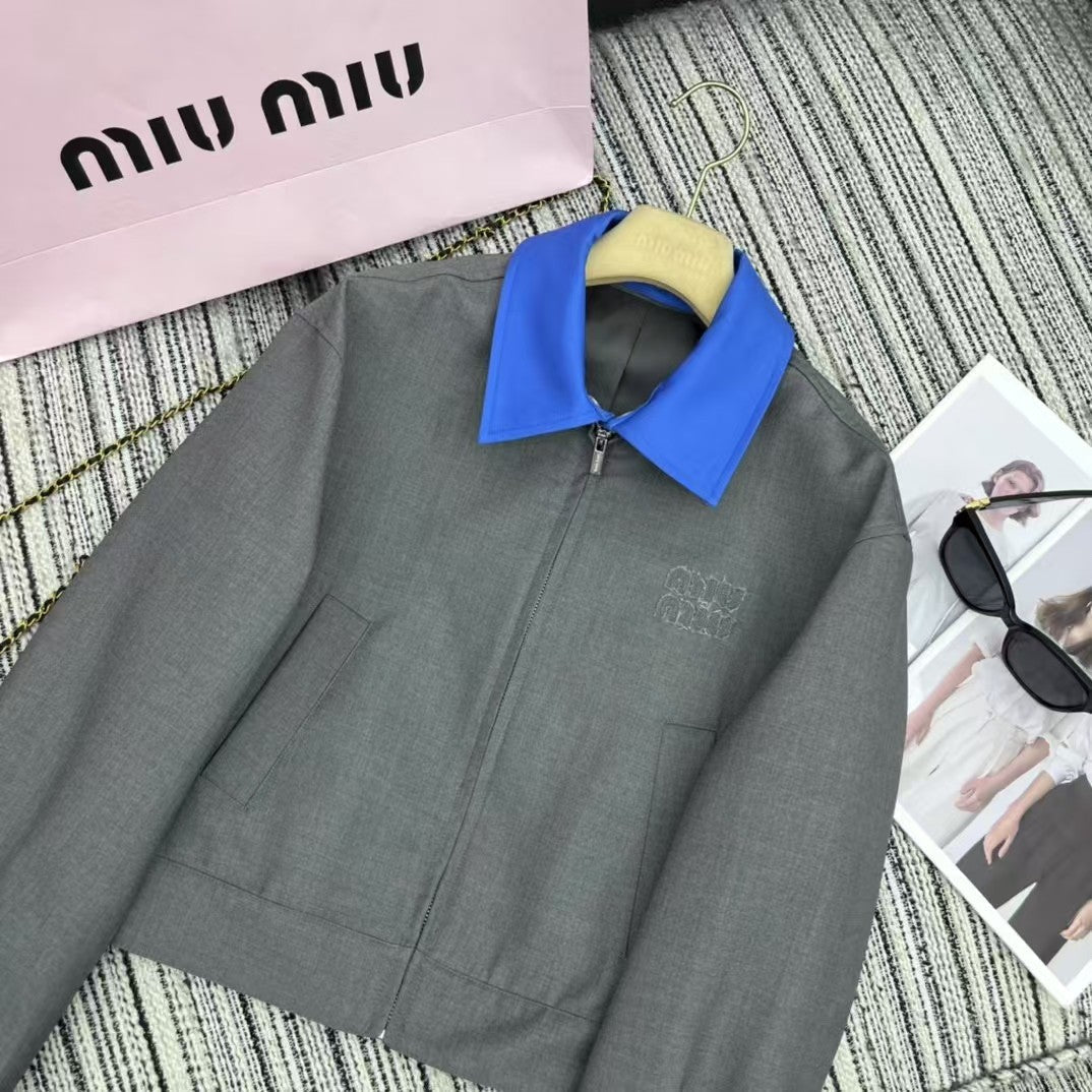 Veste à revers et double col début de printemps 25