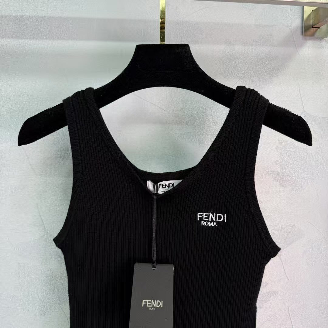 Haut sans manches tricoté 25ss