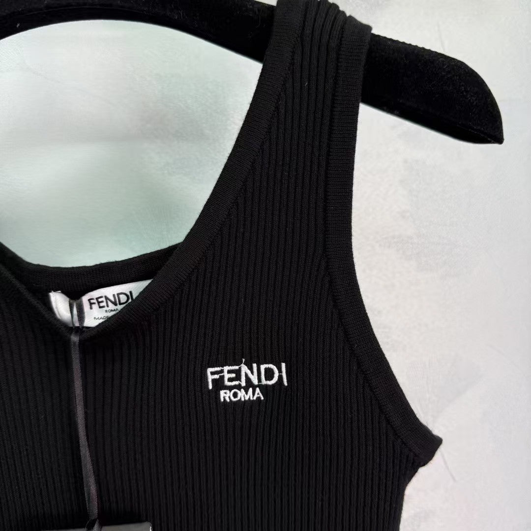 Haut sans manches tricoté 25ss