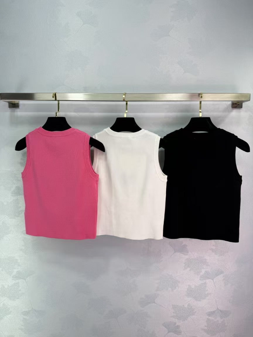 Strick-Westentop mit Rundhalsausschnitt