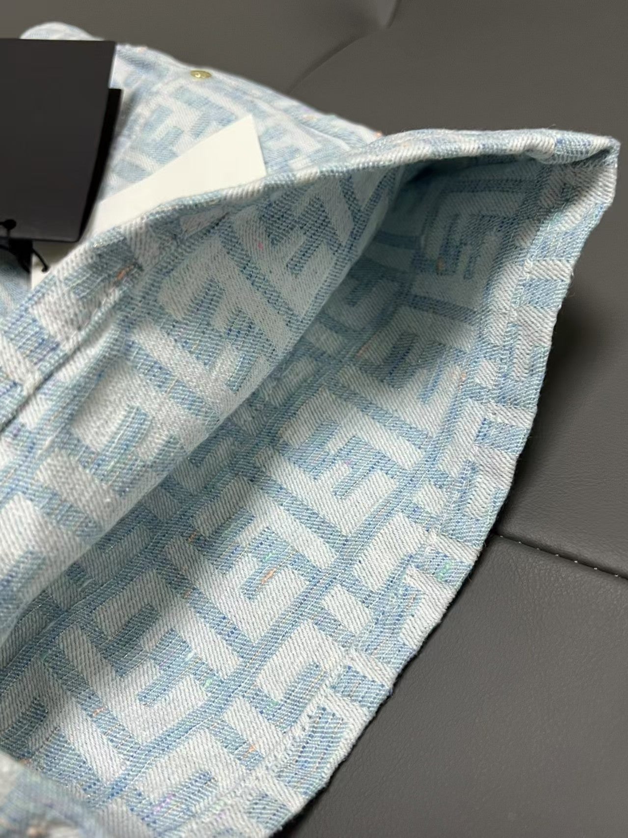 short jacquard imprimé all over