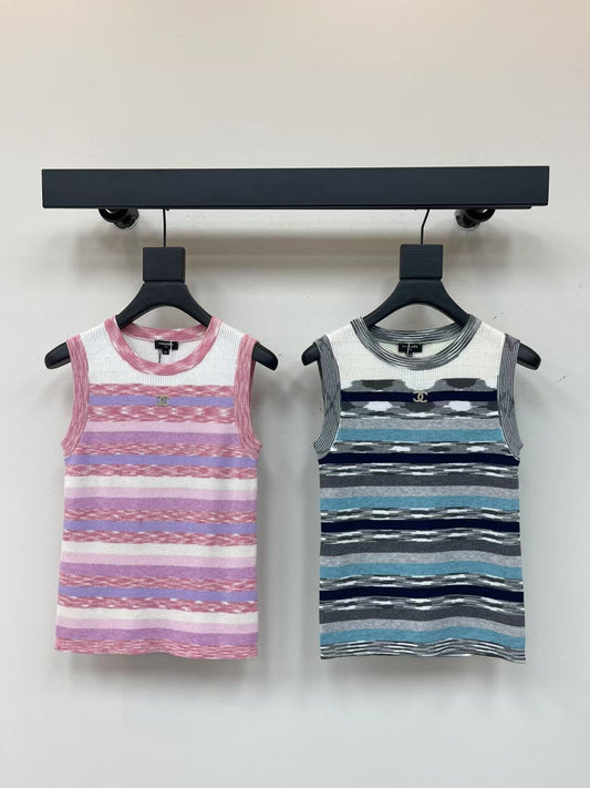 Gilet en tricot rayé