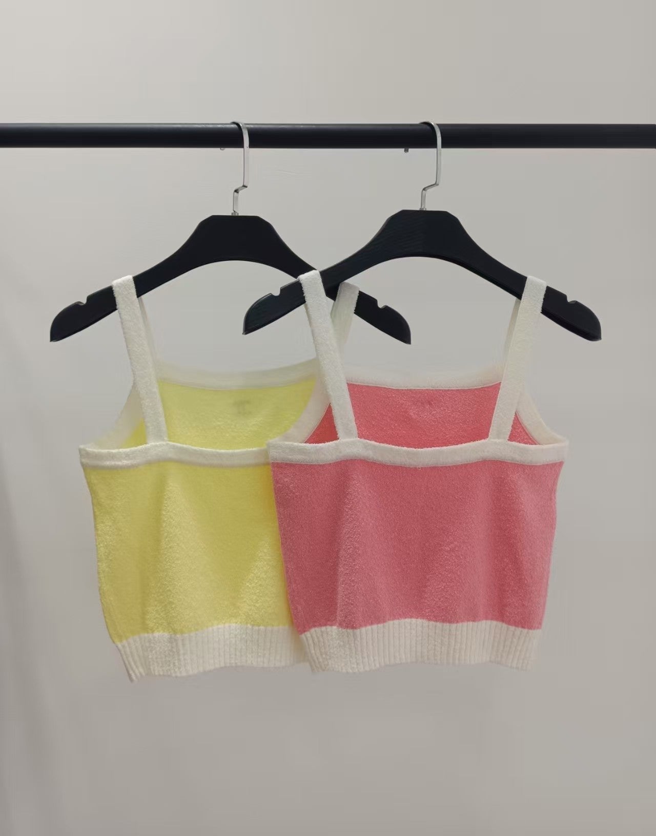 Camisole mit neuen Nähten